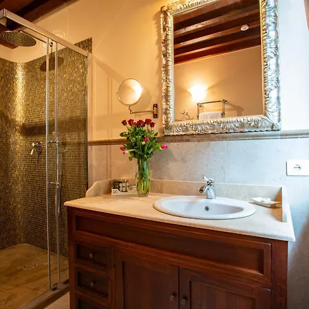 Hotel Torciano Vecchio Asilo *